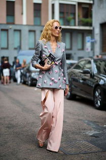 冬日時(shí)尚 大衣+闊腿褲，告別時(shí)尚絕緣體